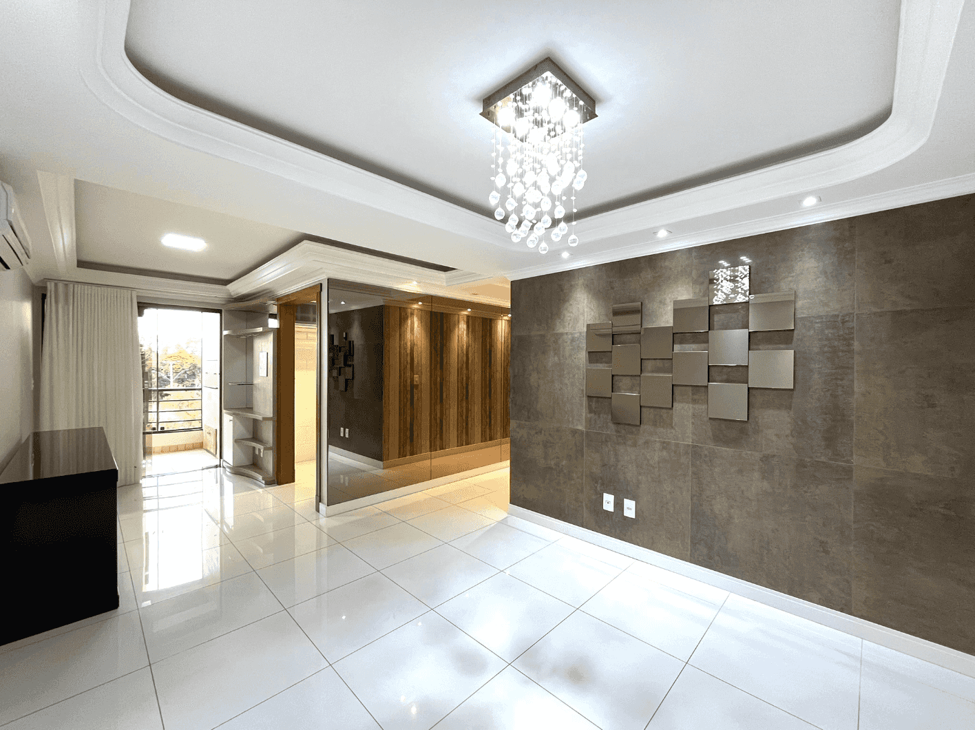Excelente Apartamento Semi Mobiliado, Três Dormitórios(01 suíte) no Centro de Dois Irmãos-RS